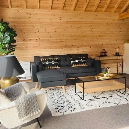 Les Pavillons De La Libellule Lodge