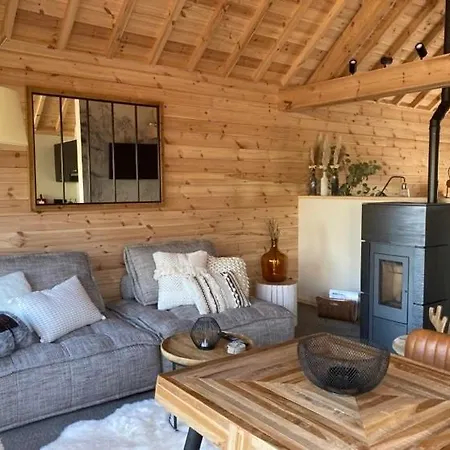 Les Pavillons De La Libellule Lodge