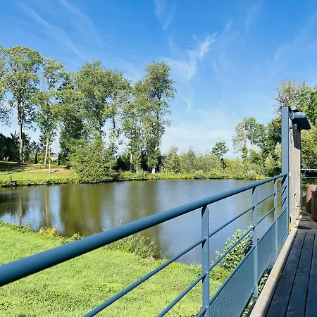 Les Pavillons De La Libellule 보랭