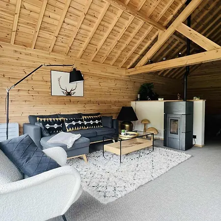 Les Pavillons De La Libellule 롯지 *